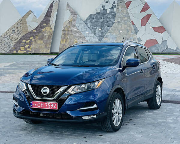 Синий Ниссан Rogue Sport, объемом двигателя 2 л и пробегом 161 тыс. км за 15500 $, фото 1 на Automoto.ua