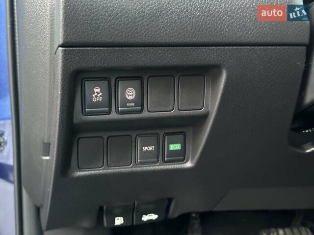 Синий Ниссан Rogue Sport, объемом двигателя 2 л и пробегом 20 тыс. км за 16999 $, фото 22 на Automoto.ua