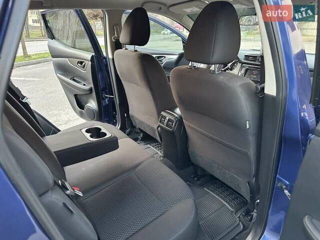 Синий Ниссан Rogue Sport, объемом двигателя 2 л и пробегом 20 тыс. км за 16999 $, фото 28 на Automoto.ua