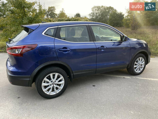 Синий Ниссан Rogue Sport, объемом двигателя 2 л и пробегом 135 тыс. км за 14999 $, фото 8 на Automoto.ua