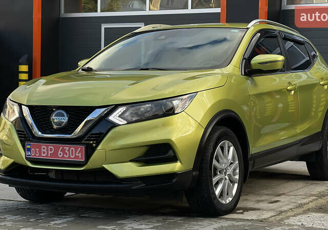 Зеленый Ниссан Rogue Sport, объемом двигателя 2 л и пробегом 32 тыс. км за 16800 $, фото 4 на Automoto.ua
