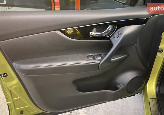 Зеленый Ниссан Rogue Sport, объемом двигателя 2 л и пробегом 32 тыс. км за 16800 $, фото 37 на Automoto.ua