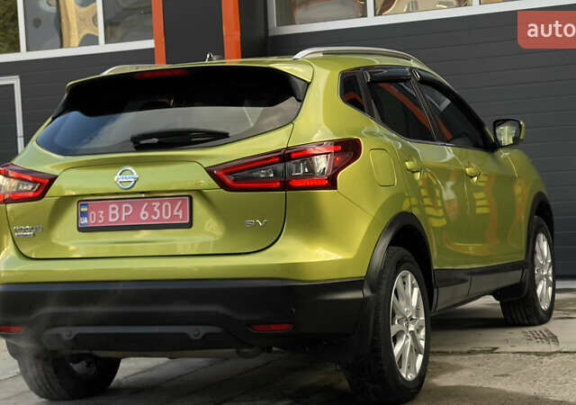 Зеленый Ниссан Rogue Sport, объемом двигателя 2 л и пробегом 32 тыс. км за 16800 $, фото 14 на Automoto.ua