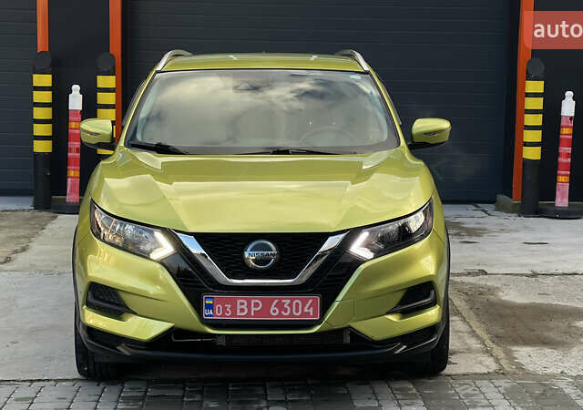 Зеленый Ниссан Rogue Sport, объемом двигателя 2 л и пробегом 32 тыс. км за 16800 $, фото 3 на Automoto.ua