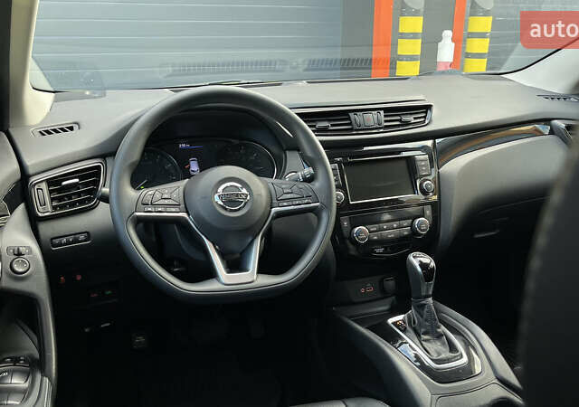 Зеленый Ниссан Rogue Sport, объемом двигателя 2 л и пробегом 32 тыс. км за 16800 $, фото 25 на Automoto.ua