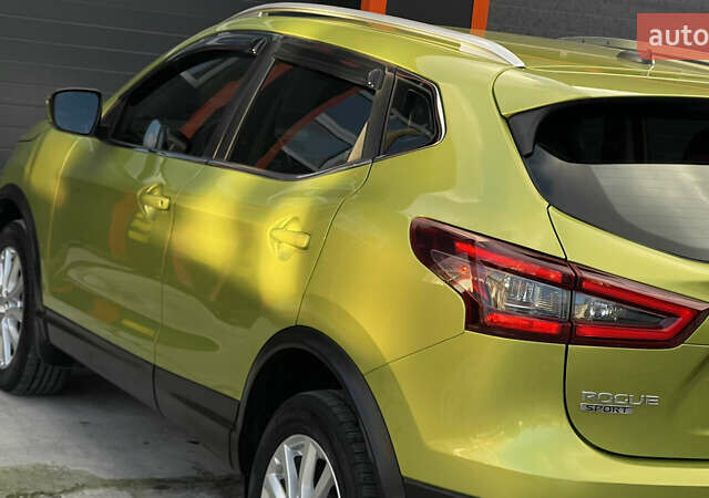 Зеленый Ниссан Rogue Sport, объемом двигателя 2 л и пробегом 32 тыс. км за 16800 $, фото 18 на Automoto.ua