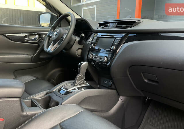 Зеленый Ниссан Rogue Sport, объемом двигателя 2 л и пробегом 32 тыс. км за 16800 $, фото 30 на Automoto.ua