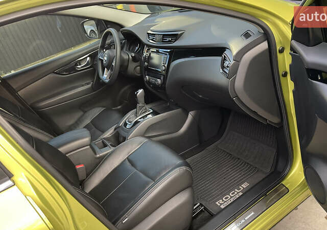 Зеленый Ниссан Rogue Sport, объемом двигателя 2 л и пробегом 32 тыс. км за 16800 $, фото 29 на Automoto.ua