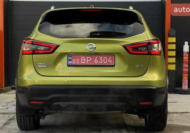 Зеленый Ниссан Rogue Sport, объемом двигателя 2 л и пробегом 32 тыс. км за 16800 $, фото 13 на Automoto.ua