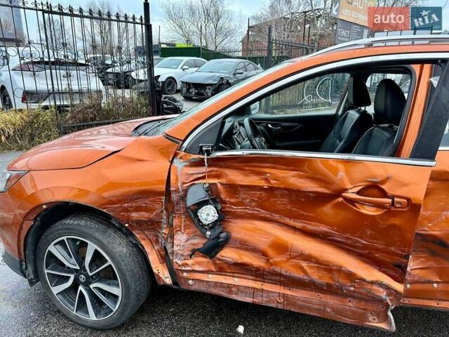 Оранжевый Ниссан Rogue Sport, объемом двигателя 2 л и пробегом 110 тыс. км за 11200 $, фото 9 на Automoto.ua