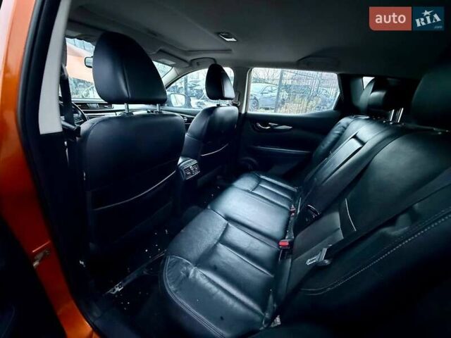 Оранжевый Ниссан Rogue Sport, объемом двигателя 2 л и пробегом 110 тыс. км за 11200 $, фото 27 на Automoto.ua