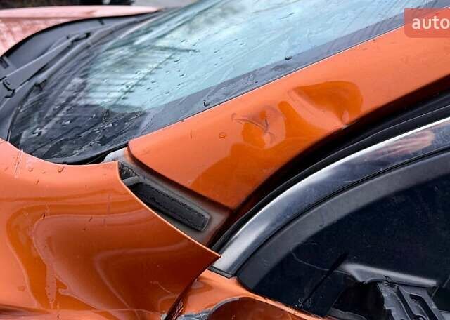 Помаранчевий Ніссан Rogue Sport, об'ємом двигуна 2 л та пробігом 110 тис. км за 10800 $, фото 12 на Automoto.ua