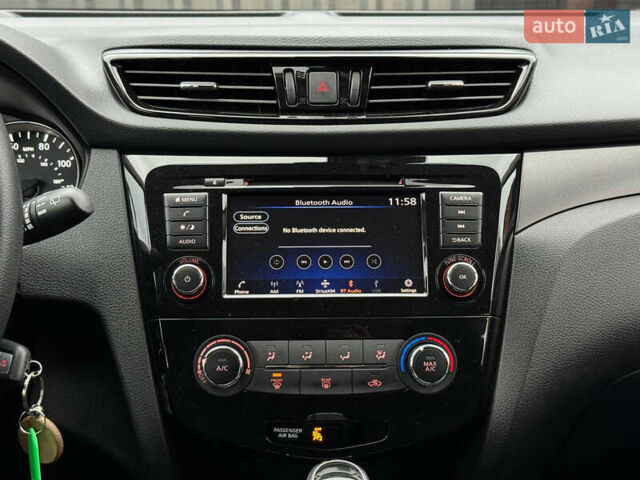 Оранжевый Ниссан Rogue Sport, объемом двигателя 2 л и пробегом 83 тыс. км за 17900 $, фото 23 на Automoto.ua