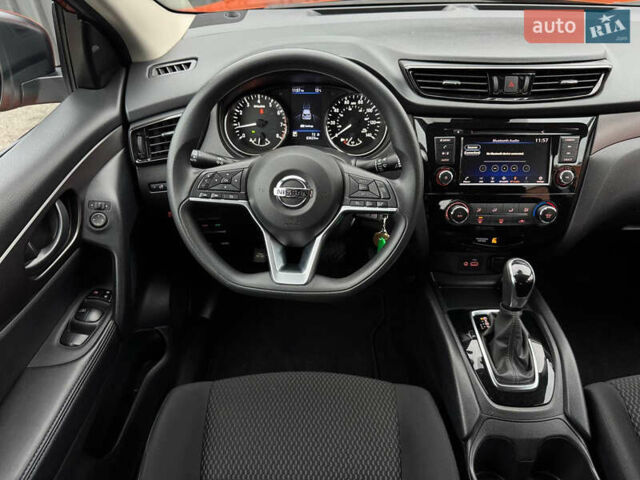 Оранжевый Ниссан Rogue Sport, объемом двигателя 2 л и пробегом 83 тыс. км за 17900 $, фото 25 на Automoto.ua