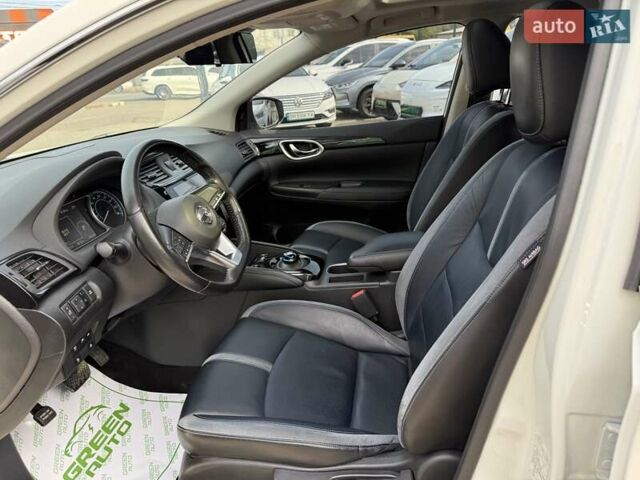 Белый Ниссан Sylphy, объемом двигателя 0 л и пробегом 60 тыс. км за 11900 $, фото 19 на Automoto.ua