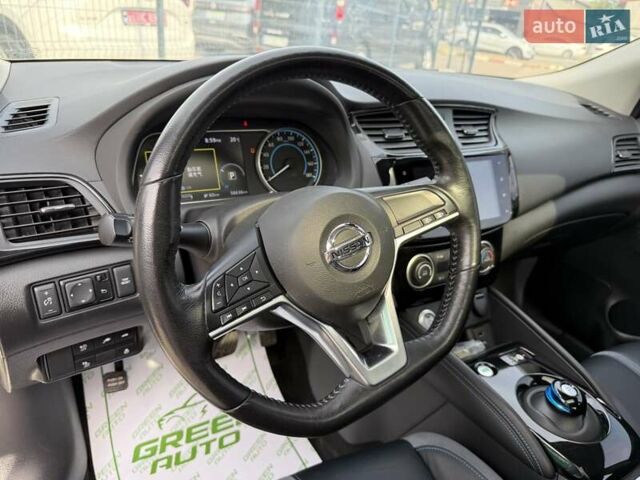 Белый Ниссан Sylphy, объемом двигателя 0 л и пробегом 60 тыс. км за 11900 $, фото 20 на Automoto.ua