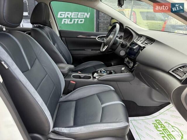 Белый Ниссан Sylphy, объемом двигателя 0 л и пробегом 60 тыс. км за 11900 $, фото 55 на Automoto.ua