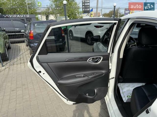 Белый Ниссан Sylphy, объемом двигателя 0 л и пробегом 60 тыс. км за 11900 $, фото 47 на Automoto.ua