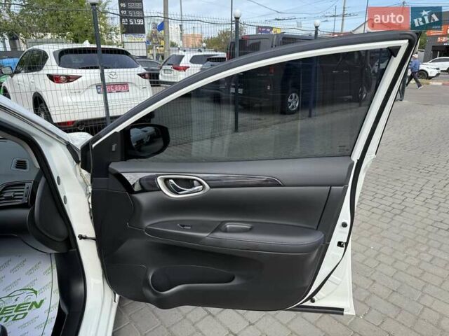Белый Ниссан Sylphy, объемом двигателя 0 л и пробегом 60 тыс. км за 11900 $, фото 52 на Automoto.ua