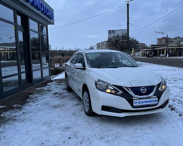 Білий Ніссан Sylphy, об'ємом двигуна 0 л та пробігом 55 тис. км за 12999 $, фото 41 на Automoto.ua