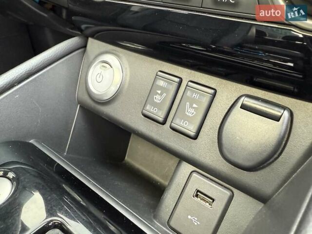 Белый Ниссан Sylphy, объемом двигателя 0 л и пробегом 60 тыс. км за 11900 $, фото 58 на Automoto.ua