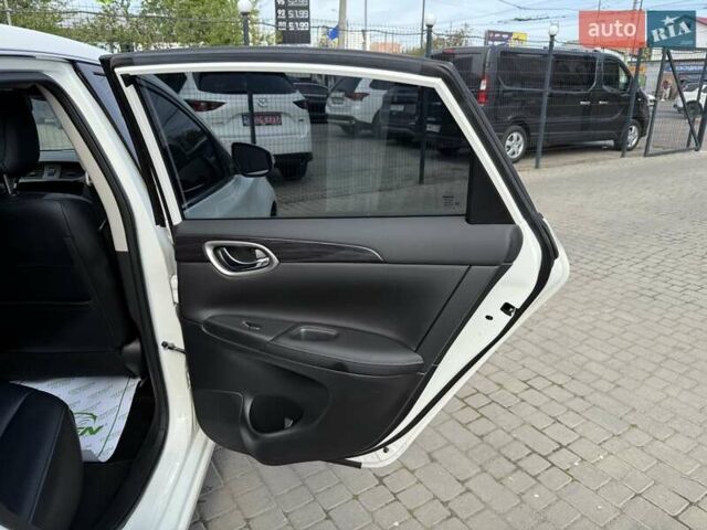 Белый Ниссан Sylphy, объемом двигателя 0 л и пробегом 60 тыс. км за 11900 $, фото 51 на Automoto.ua