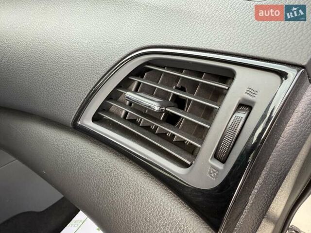 Белый Ниссан Sylphy, объемом двигателя 0 л и пробегом 60 тыс. км за 11900 $, фото 53 на Automoto.ua