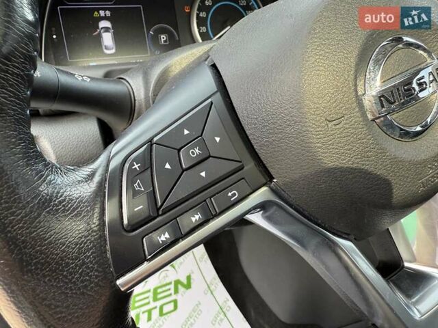 Белый Ниссан Sylphy, объемом двигателя 0 л и пробегом 60 тыс. км за 11900 $, фото 21 на Automoto.ua