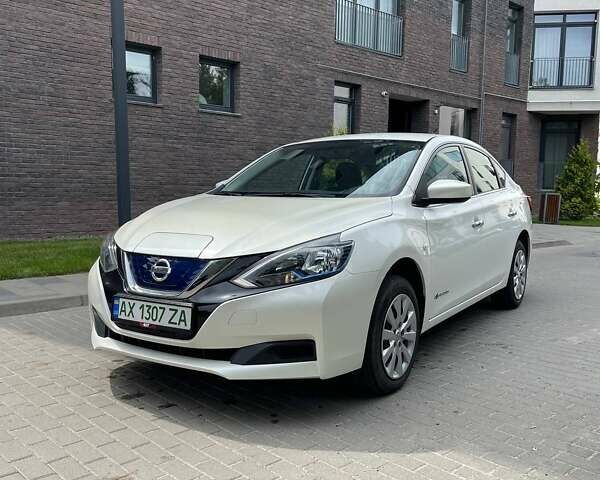 Белый Ниссан Sylphy, объемом двигателя 0 л и пробегом 6 тыс. км за 12500 $, фото 2 на Automoto.ua