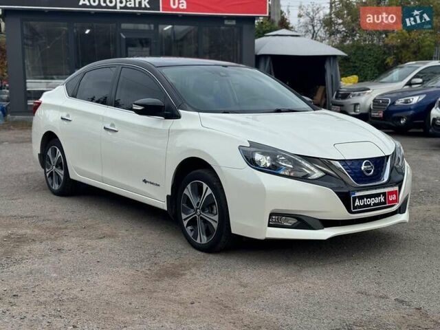 Ниссан Sylphy 2019 в Виннице на Automoto.ua Белый Ниссан Sylphy, объемом двигателя 0 л и пробегом 111 тыс. км за 14890 $, фото 2 на Automoto.ua