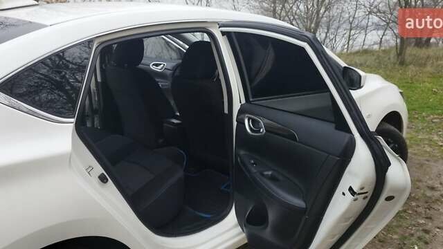 Белый Ниссан Sylphy, объемом двигателя 0 л и пробегом 95 тыс. км за 11500 $, фото 11 на Automoto.ua