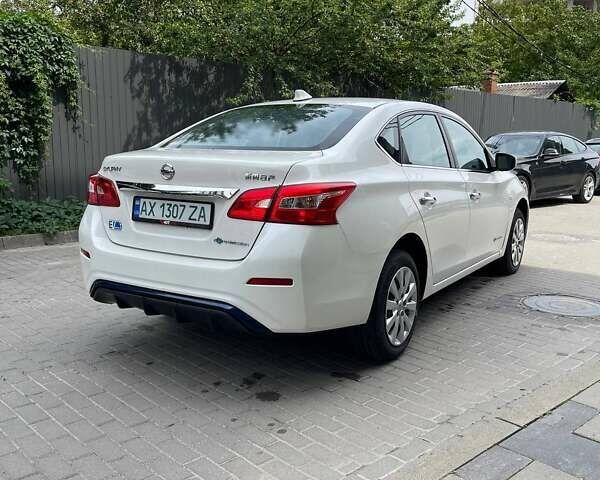 Белый Ниссан Sylphy, объемом двигателя 0 л и пробегом 6 тыс. км за 12500 $, фото 6 на Automoto.ua
