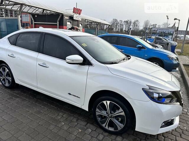 Білий Ніссан Sylphy, об'ємом двигуна 0 л та пробігом 78 тис. км за 21500 $, фото 1 на Automoto.ua