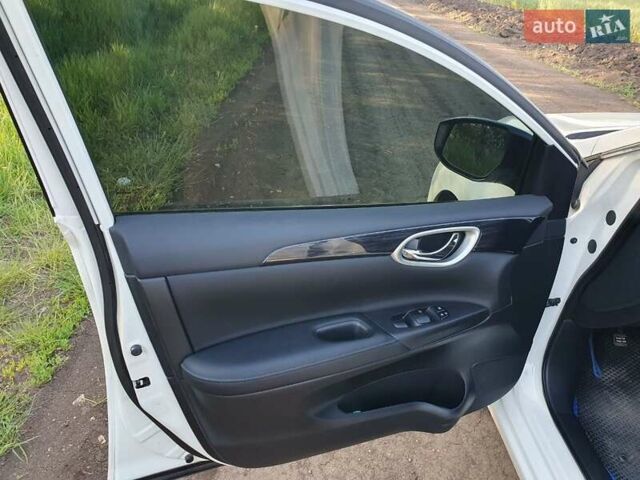 Белый Ниссан Sylphy, объемом двигателя 0 л и пробегом 75 тыс. км за 12200 $, фото 17 на Automoto.ua