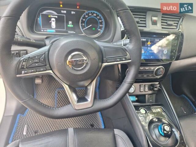 Білий Ніссан Sylphy, об'ємом двигуна 0 л та пробігом 104 тис. км за 14000 $, фото 6 на Automoto.ua