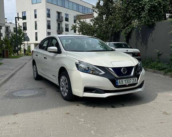 Белый Ниссан Sylphy, объемом двигателя 0 л и пробегом 6 тыс. км за 12500 $, фото 1 на Automoto.ua