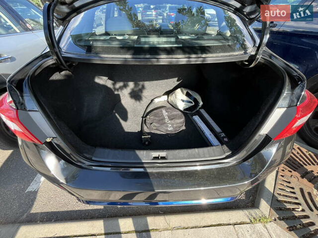 Черный Ниссан Sylphy, объемом двигателя 0 л и пробегом 68 тыс. км за 12600 $, фото 16 на Automoto.ua