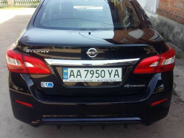 Черный Ниссан Sylphy, объемом двигателя 0 л и пробегом 87 тыс. км за 14500 $, фото 3 на Automoto.ua