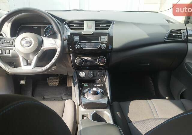 Чорний Ніссан Sylphy, об'ємом двигуна 0 л та пробігом 55 тис. км за 18500 $, фото 10 на Automoto.ua