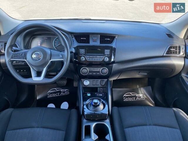 Ниссан Sylphy, объемом двигателя 0 л и пробегом 50 тыс. км за 14500 $, фото 8 на Automoto.ua