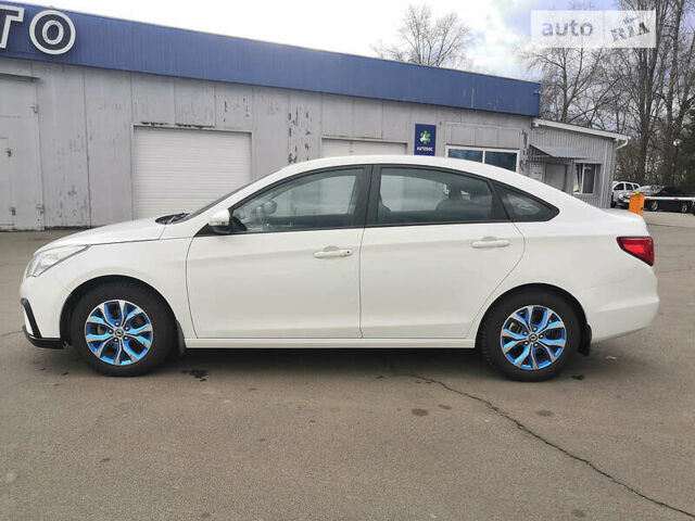 Ніссан Sylphy, об'ємом двигуна 0 л та пробігом 52 тис. км за 13200 $, фото 9 на Automoto.ua