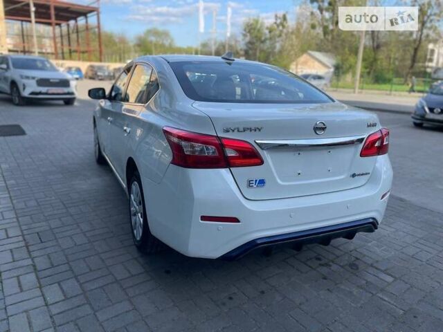 Ніссан Sylphy, об'ємом двигуна 0 л та пробігом 79 тис. км за 12900 $, фото 2 на Automoto.ua