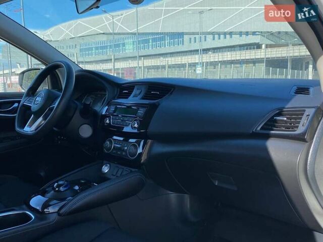 Ниссан Sylphy, объемом двигателя 0 л и пробегом 50 тыс. км за 14500 $, фото 16 на Automoto.ua