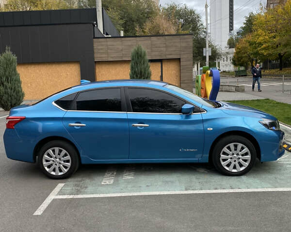 Синий Ниссан Sylphy, объемом двигателя 0 л и пробегом 12 тыс. км за 12500 $, фото 3 на Automoto.ua