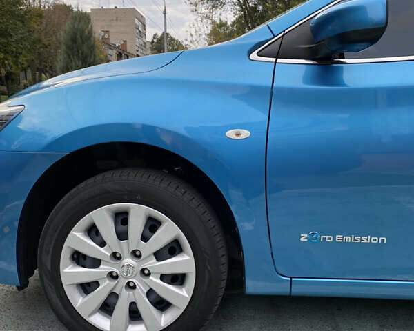 Синий Ниссан Sylphy, объемом двигателя 0 л и пробегом 12 тыс. км за 12500 $, фото 11 на Automoto.ua