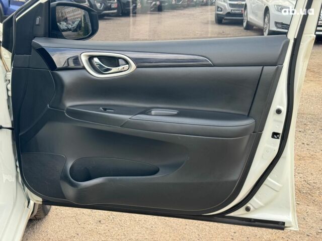 Ниссан Sylphy EV 2019 в Виннице на Automoto.ua Белый Ниссан Sylphy EV, объемом двигателя 0 л и пробегом 111 тыс. км за 14890 $, фото 24 на Automoto.ua