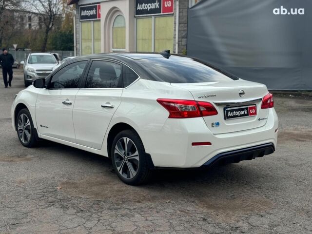 Ниссан Sylphy EV 2019 в Виннице на Automoto.ua Белый Ниссан Sylphy EV, объемом двигателя 0 л и пробегом 111 тыс. км за 14890 $, фото 7 на Automoto.ua