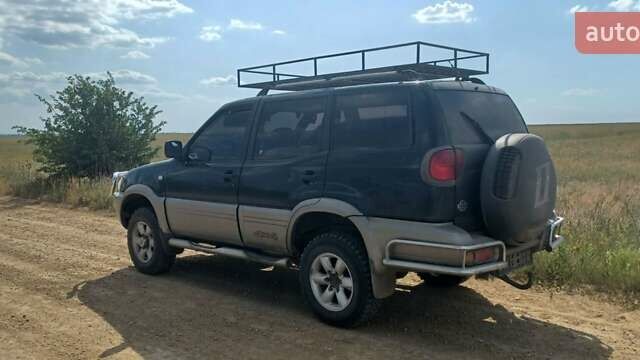 Чорний Ніссан Terrano II, об'ємом двигуна 2.7 л та пробігом 251 тис. км за 3500 $, фото 2 на Automoto.ua