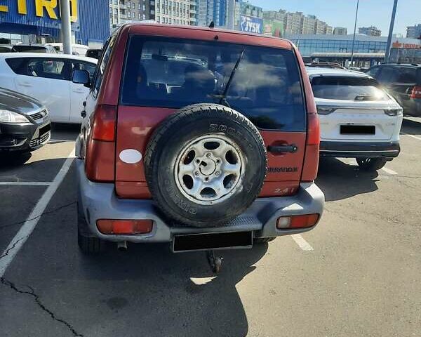 Червоний Ніссан Terrano II, об'ємом двигуна 2.4 л та пробігом 278 тис. км за 7800 $, фото 5 на Automoto.ua