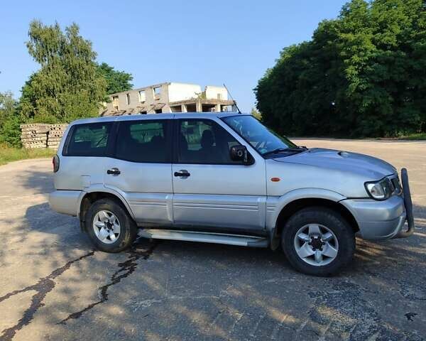 Сірий Ніссан Terrano II, об'ємом двигуна 2.7 л та пробігом 242 тис. км за 5500 $, фото 6 на Automoto.ua